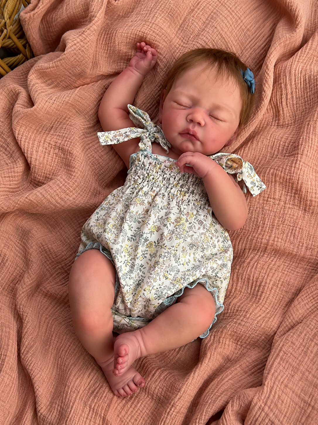 Muñeca Reborn Realista Laura niña 45cm y 1.500kg